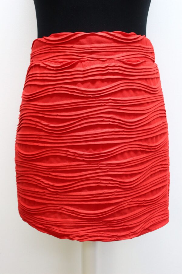 Mini-jupe rouge près du corps Sparkle & Fade taille M