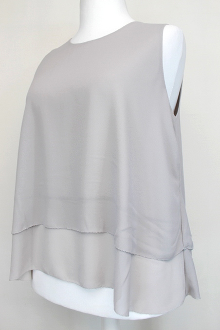 blouse grise Uniqlo taille 42