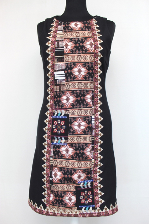 Robe motifs ethniques Desigual taille 36- friperie occasion seconde main