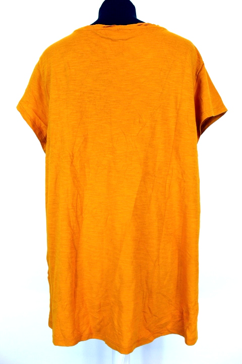 T. shirt moutarde C&A taille 40