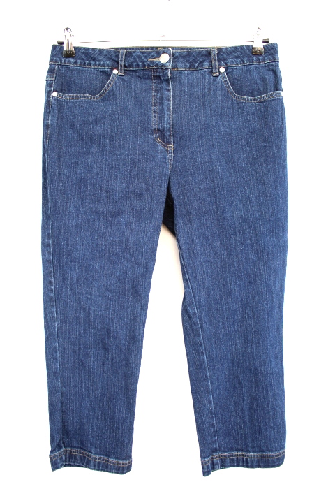 Pantacourt en jeans Damart Taille 44-friperie occasion seconde main