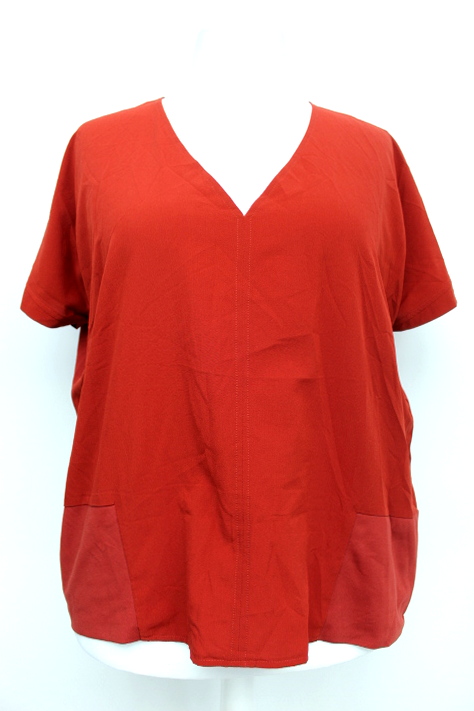Tee-shirt ample à manches courtes Balsamik taille 46-48 - friperie femmes, vêtements d'occasion, seconde main